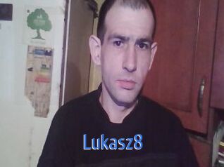 Lukasz8