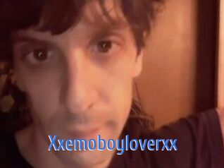 Xxemoboyloverxx